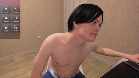 Snapshot of maximcumtasty chatting on 02-20-26, 07:25 Max online show from 02-20-26, 07:25