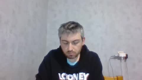 Snapshot of maximefrxx chatting on 01-22-25, 07:03 Maxime online show from 01-22-25, 07:03