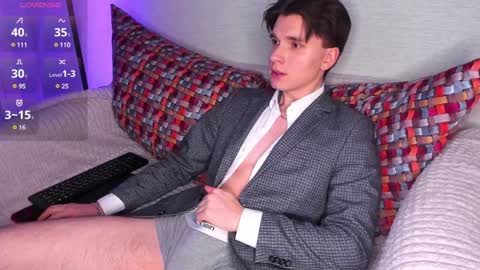 Max online show from 01-24-25, 02:41