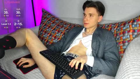 Max online show from 02-17-25, 12:54