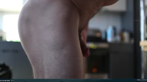 Maximus7871 online show from 12-01-24, 08:42