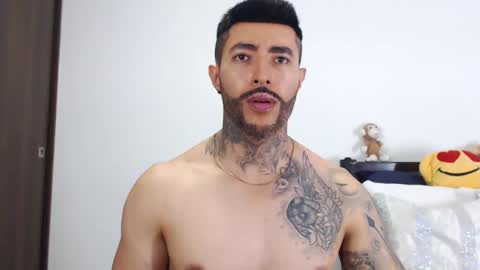 Independent Model online show from 12-04-24, 02:53