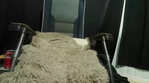 Snapshot of maximus_oreally chatting on 01-30-25, 12:18 Max online show from 01-30-25, 12:18