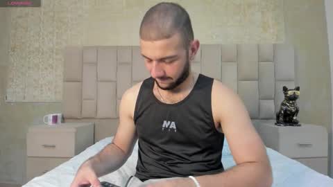 Maximus online show from 11-19-25, 04:12