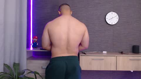 maximus online show from 12-04-25, 01:04