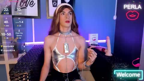 Snapshot of maxirogers chatting on 02-25-25, 02:00 Maxi Rogers online show from 02-25-25, 02:00