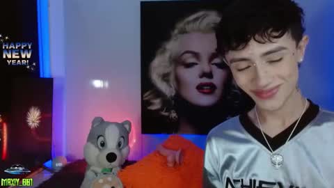 Max online show from 01-02-25, 10:55