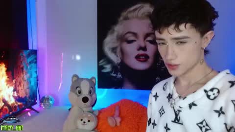 Max online show from 02-20-25, 07:12