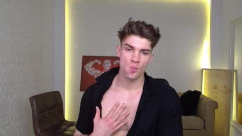 MaxKaiden online show from 02-12-25, 11:51