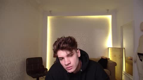 MaxKaiden online show from 02-18-25, 07:32