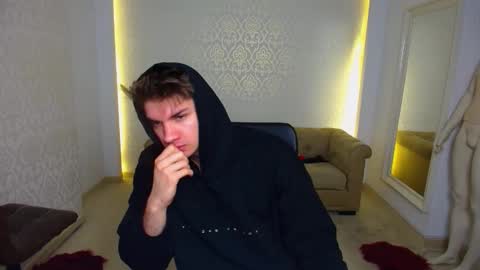 MaxKaiden online show from 01-17-26, 05:45