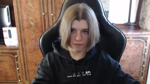 Snapshot of maxplay18 chatting on 01-21-25, 11:56 Max online show from 01-21-25, 11:56