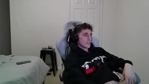 Max Ryder online show from 11-28-25, 05:10