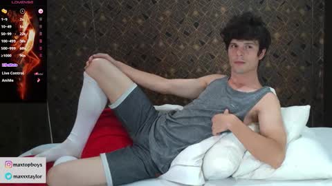 Max online show from 01-08-26, 03:09