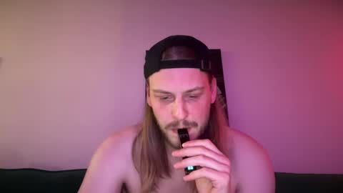 Max Watts online show from 02-15-25, 02:37