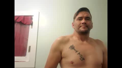 Snapshot of maxx916 chatting on 09-22-25, 08:00 Max online show from 09-22-25, 08:00