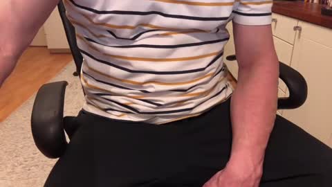 Max online show from 01-07-25, 05:43