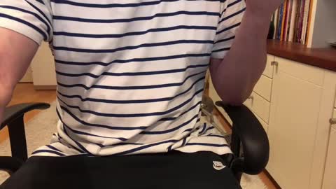 Max online show from 02-11-25, 06:51