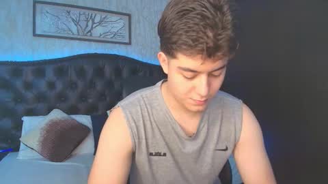 Maxxi online show from 12-17-25, 04:51