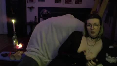 MAXXIE DAMAGE online show from 03-07-26, 09:45