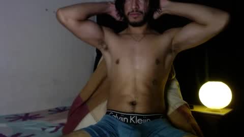 Snapshot of maxximus_10 chatting on 01-04-25, 08:17 maxximus_10 online show from 01-04-25, 08:17