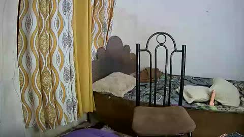 MAXINE online show from 12-01-25, 08:30