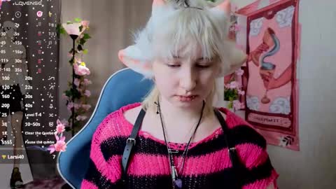 Snapshot of may_leaf chatting on 02-27-26, 02:11 Mary online show from 02-27-26, 02:11