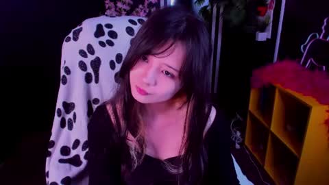 Snapshot of may_lings chatting on 06-20-26, 11:13 may_lings online show from 06-20-26, 11:13