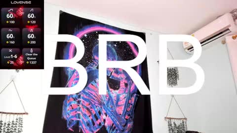 Snapshot of maya__fox chatting on 02-13-25, 03:50 OF mayitta19 online show from 02-13-25, 03:50