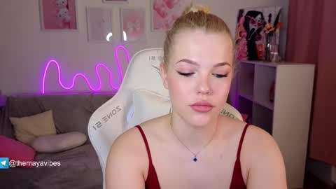 Maya online show from 02-12-26, 03:45