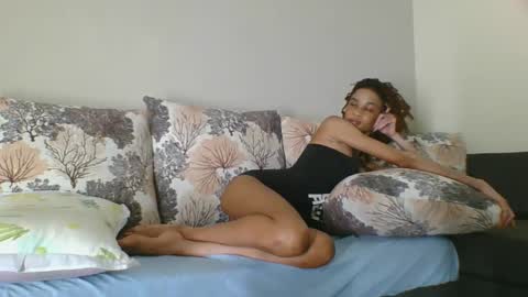 maya online show from 09-30-25, 12:15