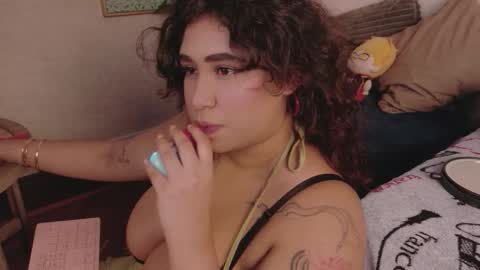 Snapshot of maya_house chatting on 02-20-26, 06:19 maya_house online show from 02-20-26, 06:19