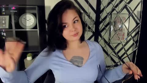 Woman online show from 12-13-24, 01:55