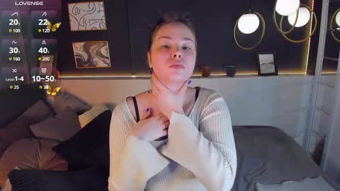 Woman online show from 01-13-25, 02:00