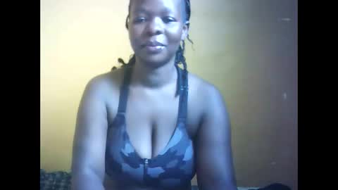 Snapshot of mayah_sexy chatting on 02-26-26, 07:40 mayah_sexy online show from 02-26-26, 07:40