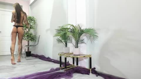 Maya online show from 12-14-25, 05:35