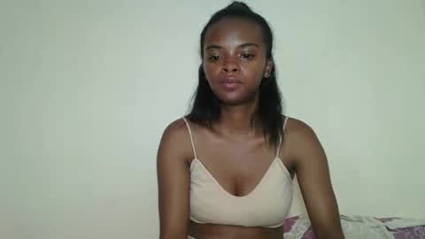 mayalabelle online show from 12-20-25, 04:25