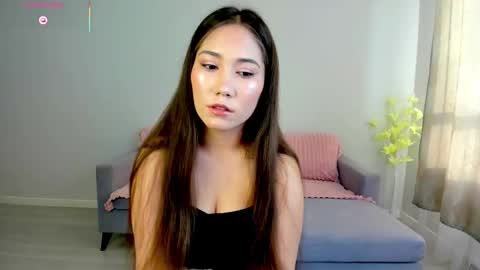 Mia online show from 02-17-26, 10:45