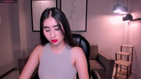 Snapshot of mayamoretti chatting on 11-07-25, 03:28 Maya online show from 11-07-25, 03:28