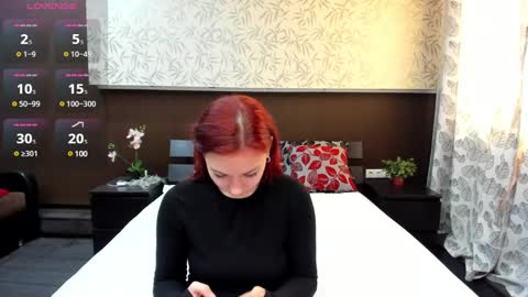 Snapshot of maybe_mia chatting on 01-06-25, 06:36 Mia GMT2 Mon 3-9 AM Tue 3-9 AM Wed 3-9 AMThur 10 AM - 4 PM Fri 3-9 AM Sat 3-9 AM Sun 3-9 AM. online show from 01-06-25, 06:36