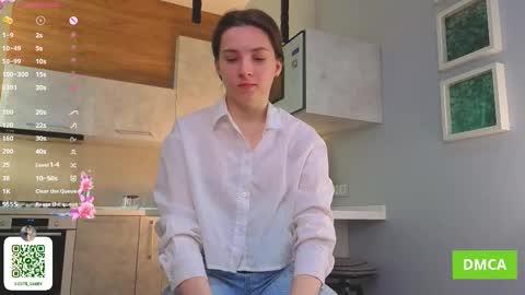 My name Casey  online show from 10-11-25, 04:33