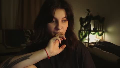 Snapshot of maymary_ chatting on 12-26-24, 05:37 Mary  . online show from 12-26-24, 05:37