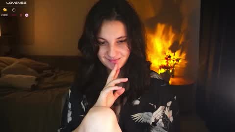 Snapshot of maymary_ chatting on 10-22-25, 06:24 Mary  . online show from 10-22-25, 06:24