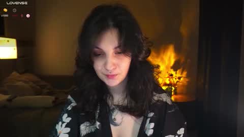 Snapshot of maymary_ chatting on 10-23-25, 05:07 Mary  . online show from 10-23-25, 05:07