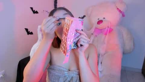 Snapshot of mayproject2 chatting on 10-24-25, 06:37 may online show from 10-24-25, 06:37