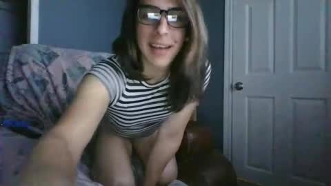 Snapshot of mayra_mayhem chatting on 02-19-25, 03:05 diana doll online show from 02-19-25, 03:05