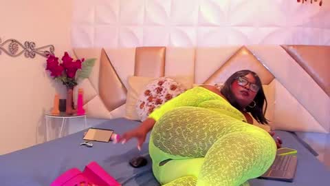 May online show from 09-10-25, 02:22