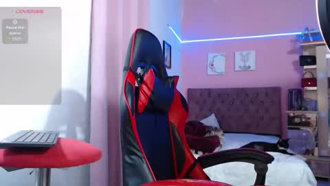 Snapshot of mayte_girls__ chatting on 12-14-25, 12:27 mayte online show from 12-14-25, 12:27