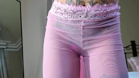 Snapshot of mazeekiin chatting on 02-13-25, 05:22 Maze online show from 02-13-25, 05:22