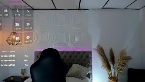 Camila online show from 01-08-25, 11:30